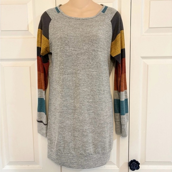 Colorful Striped Sleeve Women's long sweater / sweat shirt - Picture 1 of 3